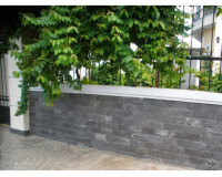 Một số mẫu gạch và cách chọn gạch ốp chân tường hàng rào