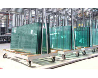 Báo giá thi công kính cường lực 10mm mới nhất 2024