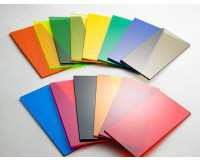 Giá tấm nhựa Mica từ các thương hiệu uy tín trên thị trường