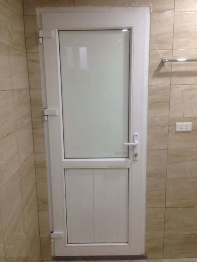 tìm hiểu cửa nhôm cho phòng vệ sinh