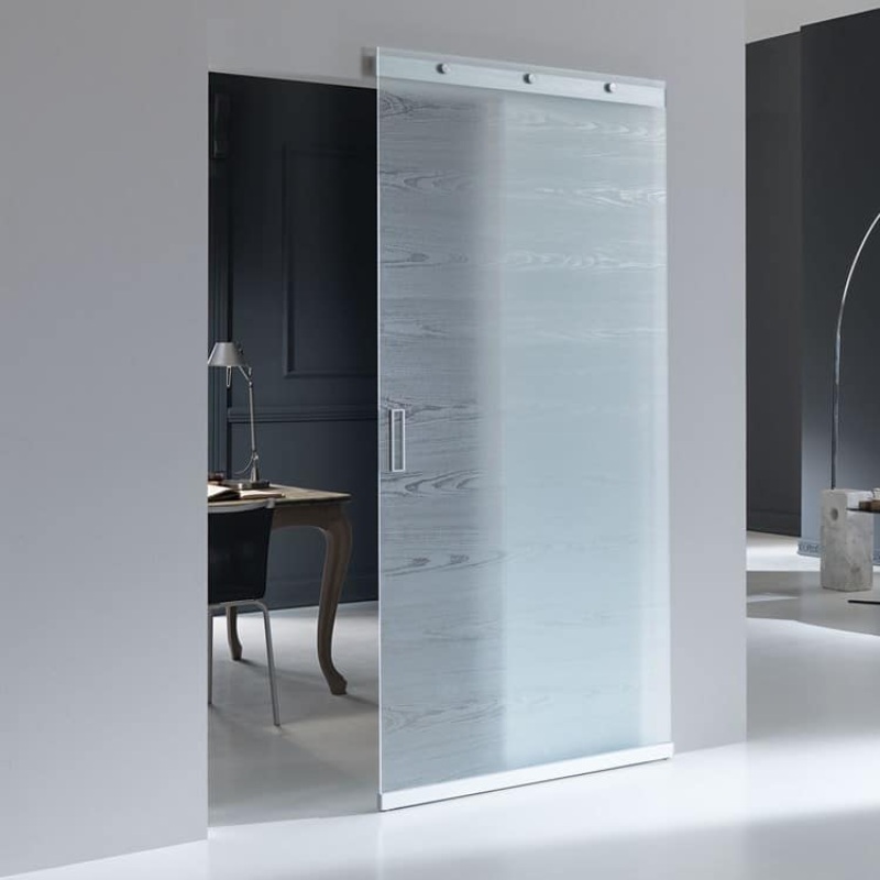 Mẫu cửa kính cường lực tự động tạo cảm giác sang trọng và hiện đại