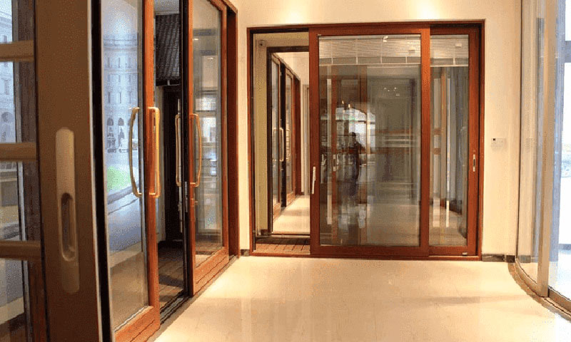 Khi nào nên chọn cửa nhôm Xingfa màu nâu?