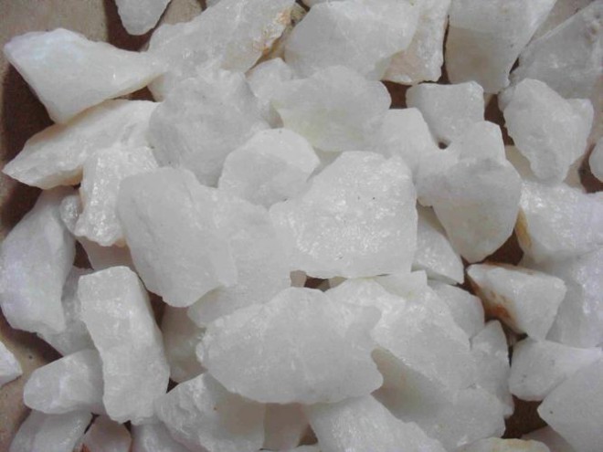 Giá thạch anh trắng vụn