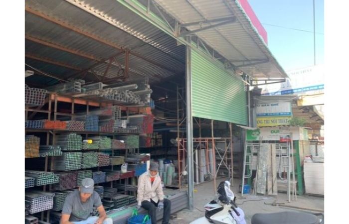 Các nhà phân phối cửa cuốn