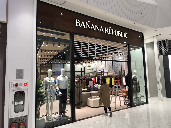 Cửa cuốn điện khớp thoáng inox thanh vuông của thương hiệu AUSTGRILL