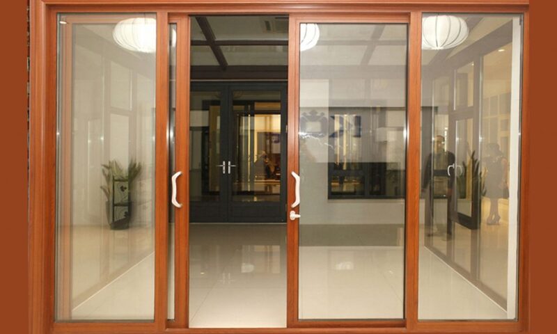 Ưu điểm vượt trội của cửa kính cường lực 4 cánh