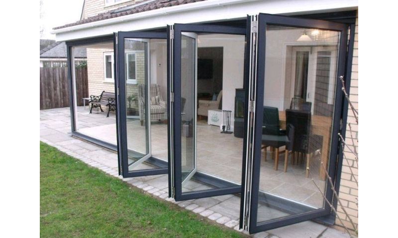 Những giá trị ưu việt khi lắp đặt cửa kính cường lực khung sắt