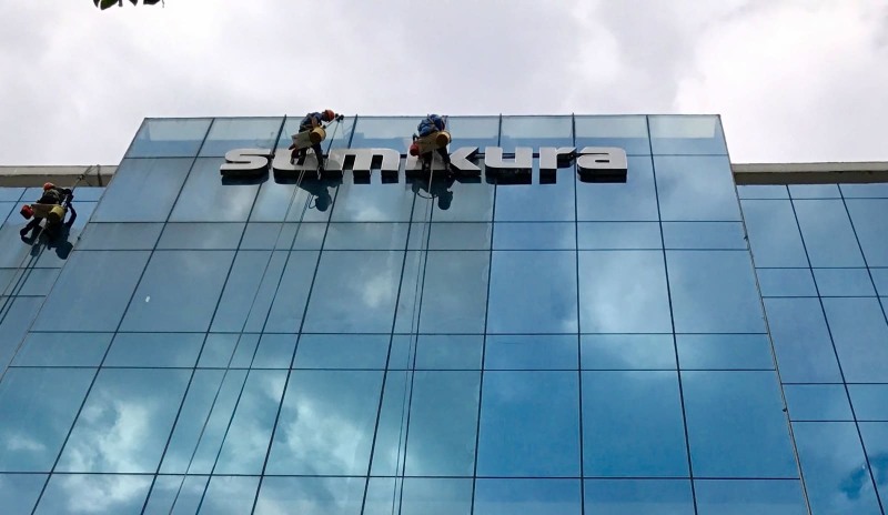 Tại sao bạn nên sử dụng kính cường lực màu xanh? 