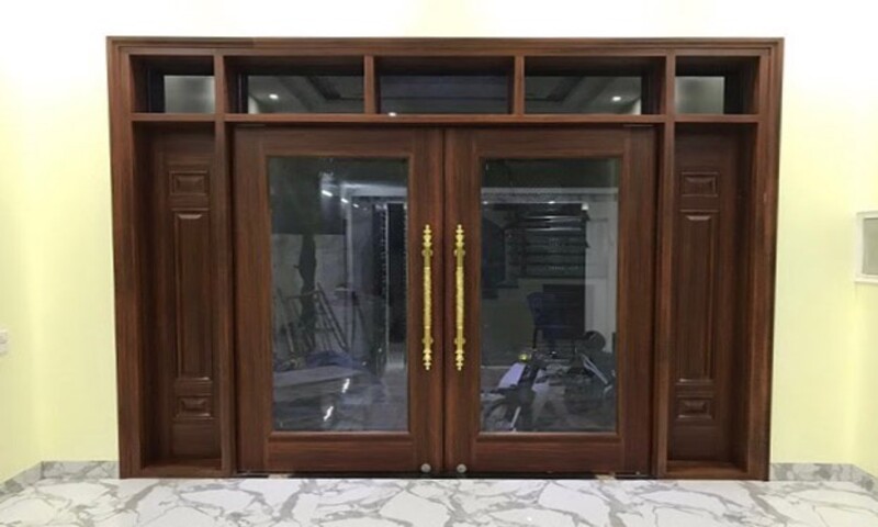 Giới thiệu một số mẫu cửa kính cường lực khung gỗ được yêu thích