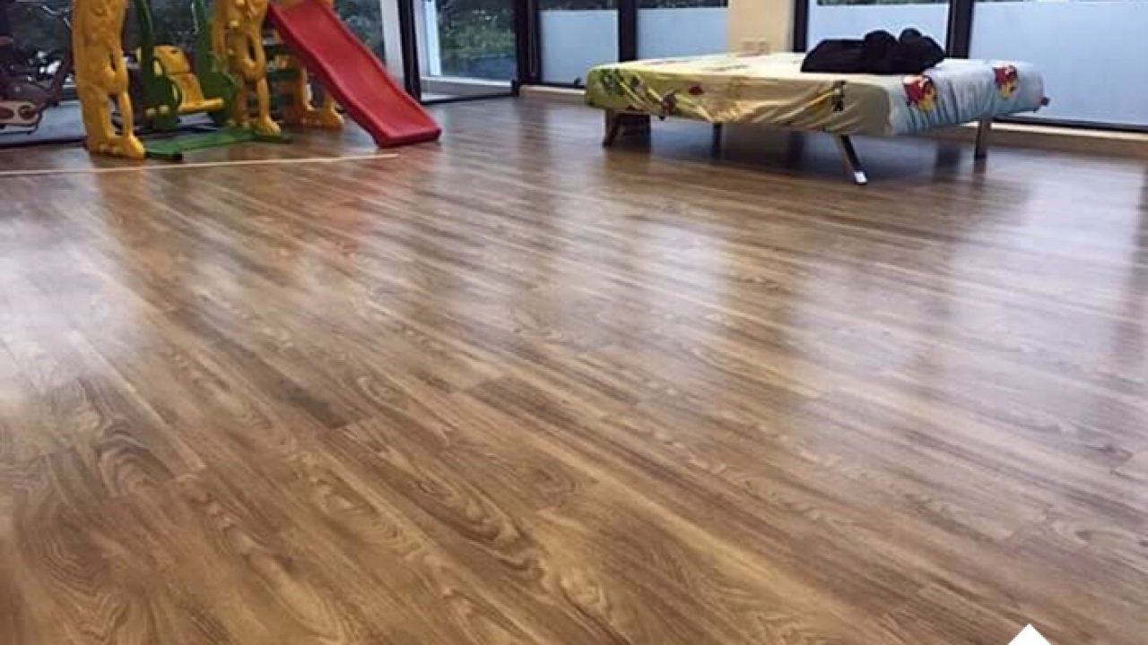 Sàn gỗ nhựa trong nhà thương hiệu Galaxy